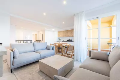 Duplex in Nueva Andalucía