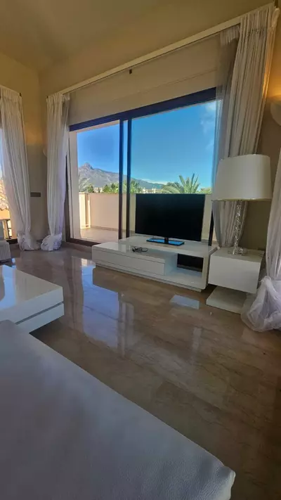 Penthouse Duplex in Nueva Andalucía