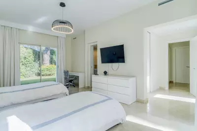 Detached Villa in Guadalmina Baja