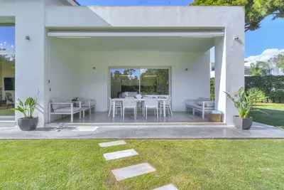 Detached Villa in Guadalmina Baja