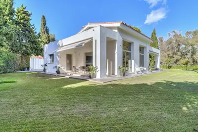 Detached Villa in Guadalmina Baja