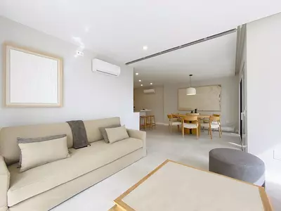 Middle Floor Apartment in Estepona