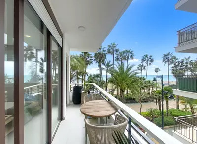 Middle Floor Apartment in Estepona