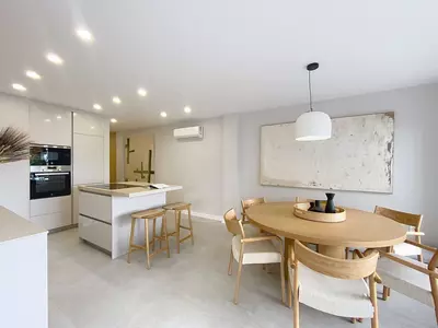 Middle Floor Apartment in Estepona