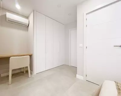 Middle Floor Apartment in Estepona