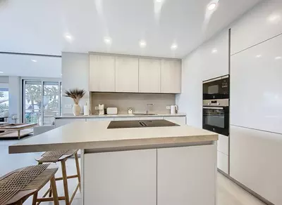 Middle Floor Apartment in Estepona