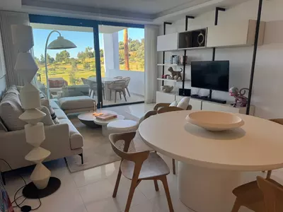 Middle Floor Apartment in Benahavís