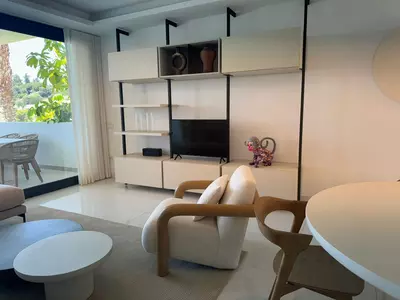 Middle Floor Apartment in Benahavís