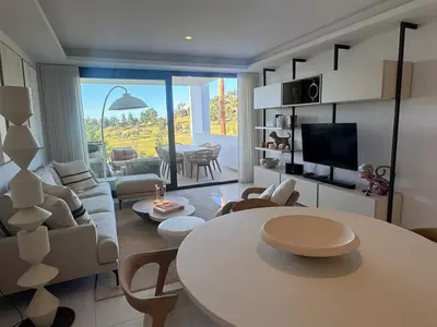 Middle Floor Apartment in Benahavís