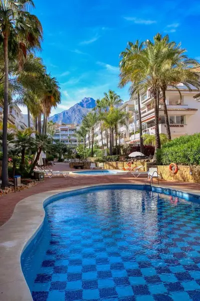 Middle Floor Apartment in Marbella