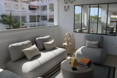Middle Floor Apartment in Marbella