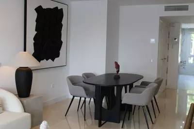 Middle Floor Apartment in Marbella