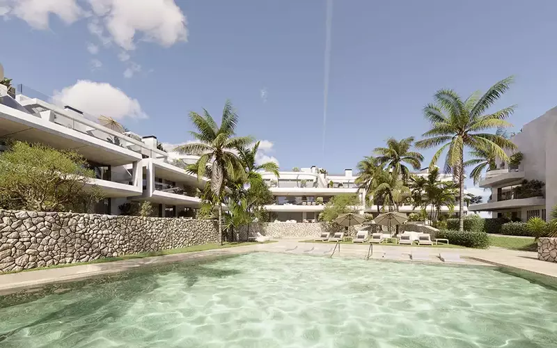 Middle Floor Apartment in Estepona