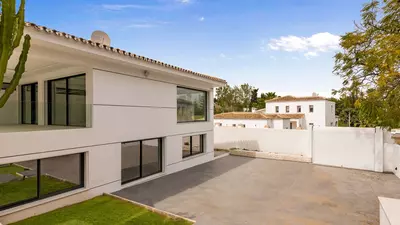 Detached Villa in Guadalmina Alta