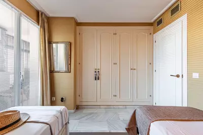 Middle Floor Apartment in Bel Air
