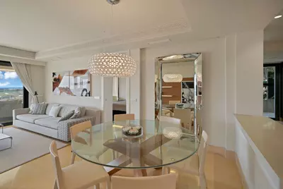 Middle Floor Apartment in Nueva Andalucía