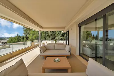 Middle Floor Apartment in Nueva Andalucía