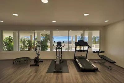 Middle Floor Apartment in Nueva Andalucía
