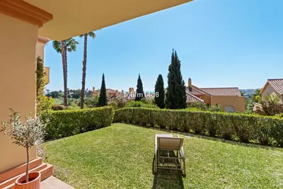 Ground Floor Apartment in Nueva Andalucía