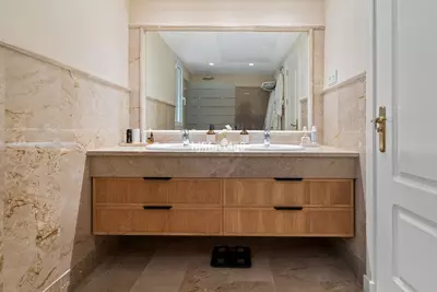 Ground Floor Apartment in Nueva Andalucía