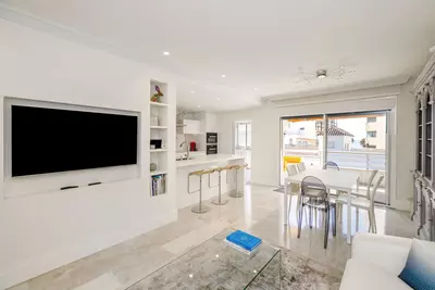 Middle Floor Apartment in Marbella