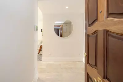 Middle Floor Apartment in Marbella