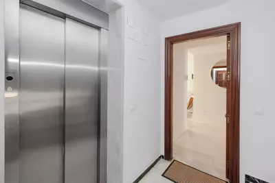 Middle Floor Apartment in Marbella
