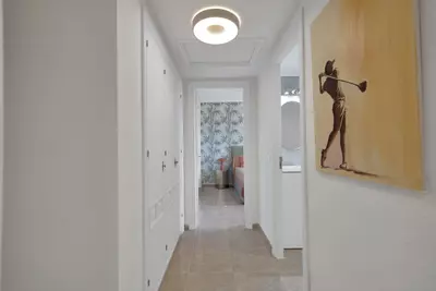 Middle Floor Apartment in Estepona