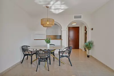 Middle Floor Apartment in Estepona