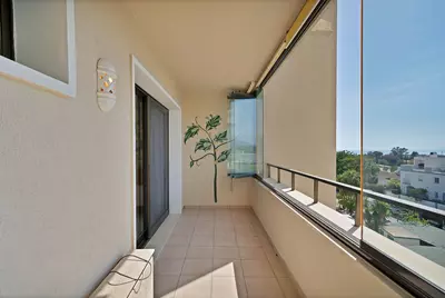 Middle Floor Apartment in Estepona