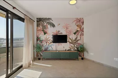 Middle Floor Apartment in Estepona