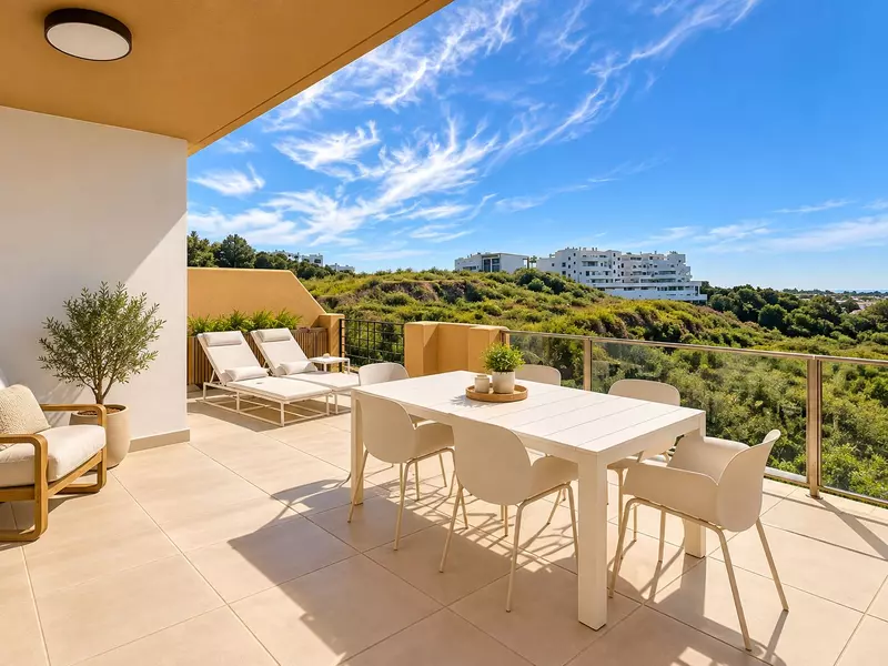 Middle Floor Apartment in Estepona