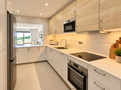 Middle Floor Apartment in Estepona