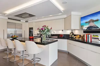 Detached Villa in Nueva Andalucía