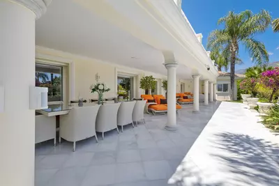 Detached Villa in Nueva Andalucía