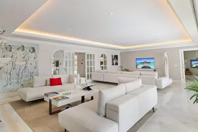 Detached Villa in Nueva Andalucía