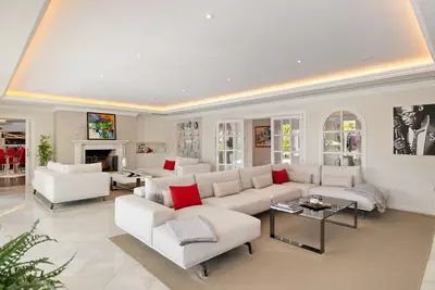 Detached Villa in Nueva Andalucía