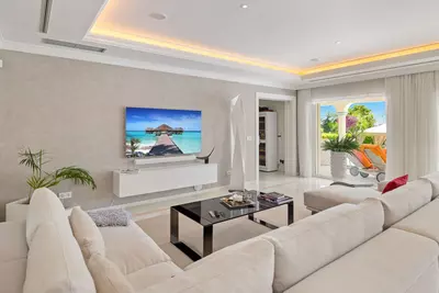 Detached Villa in Nueva Andalucía