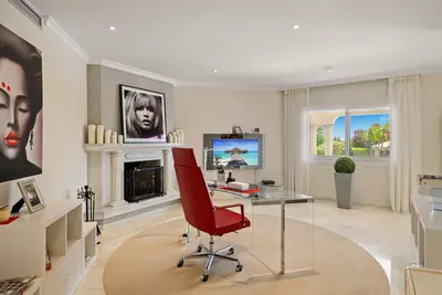 Detached Villa in Nueva Andalucía
