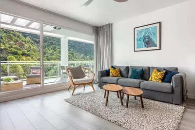 Middle Floor Apartment in Benahavís