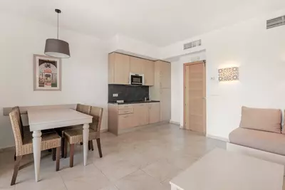 Middle Floor Apartment in Manilva