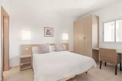 Middle Floor Apartment in Manilva