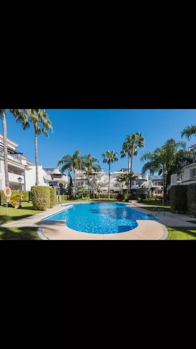 Middle Floor Apartment in Nueva Andalucía