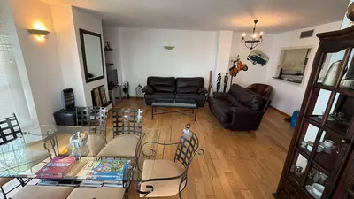 Middle Floor Apartment in Nueva Andalucía