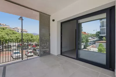 Middle Floor Apartment in Estepona