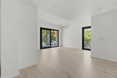 Middle Floor Apartment in Estepona