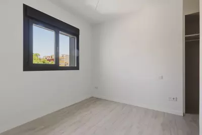 Middle Floor Apartment in Estepona