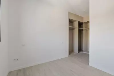 Middle Floor Apartment in Estepona