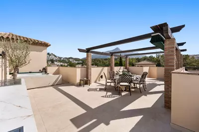 Penthouse Duplex in Nueva Andalucía