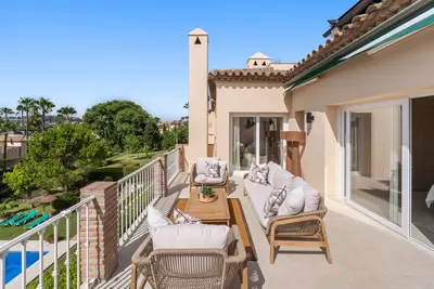 Penthouse Duplex in Nueva Andalucía